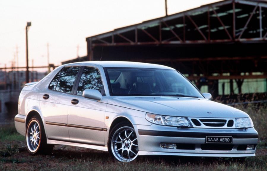  Saab 9-5 Aero Sedan 1999 года  (фото 13 из 31)